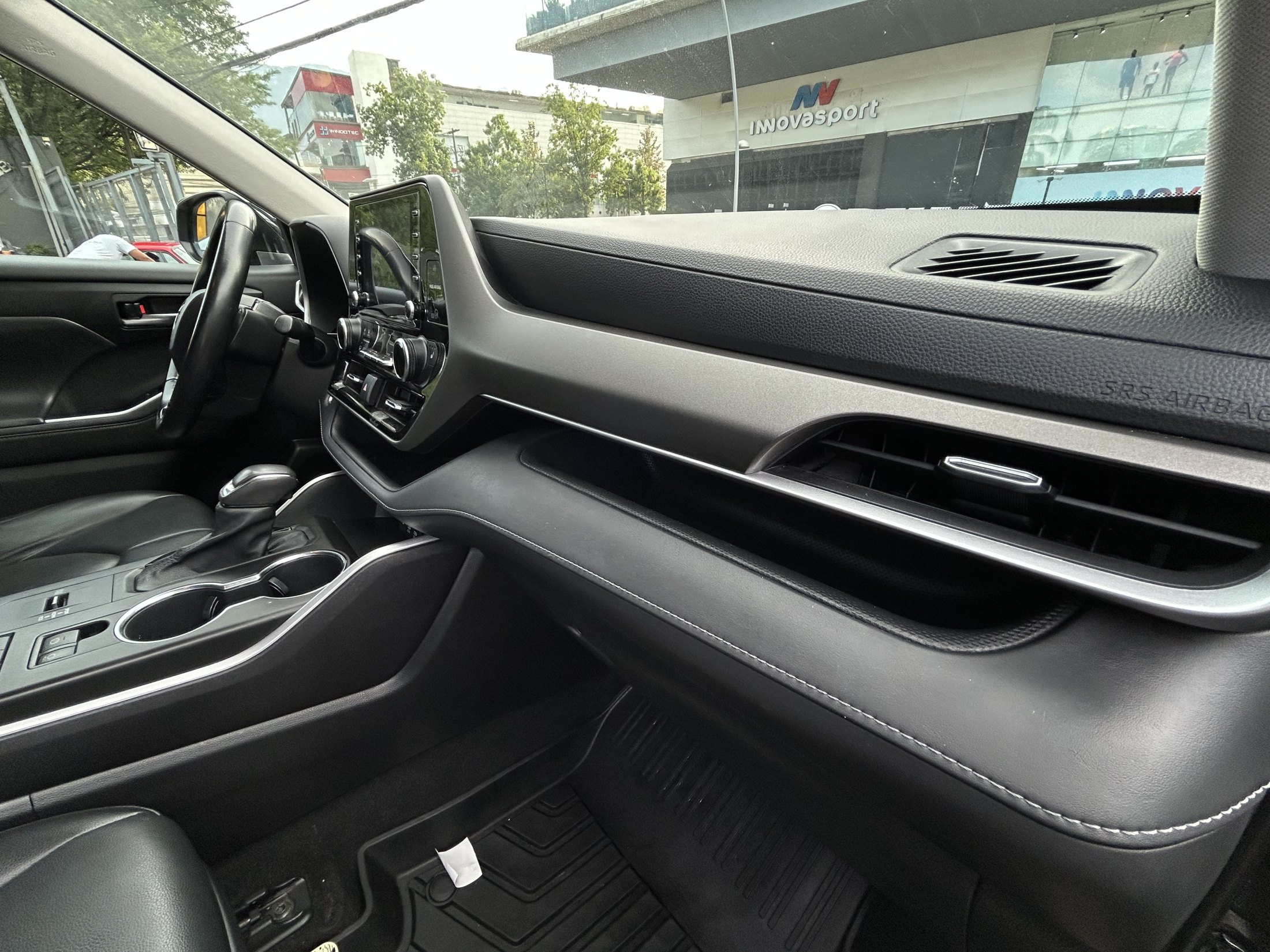 Toyota Highlander XLE