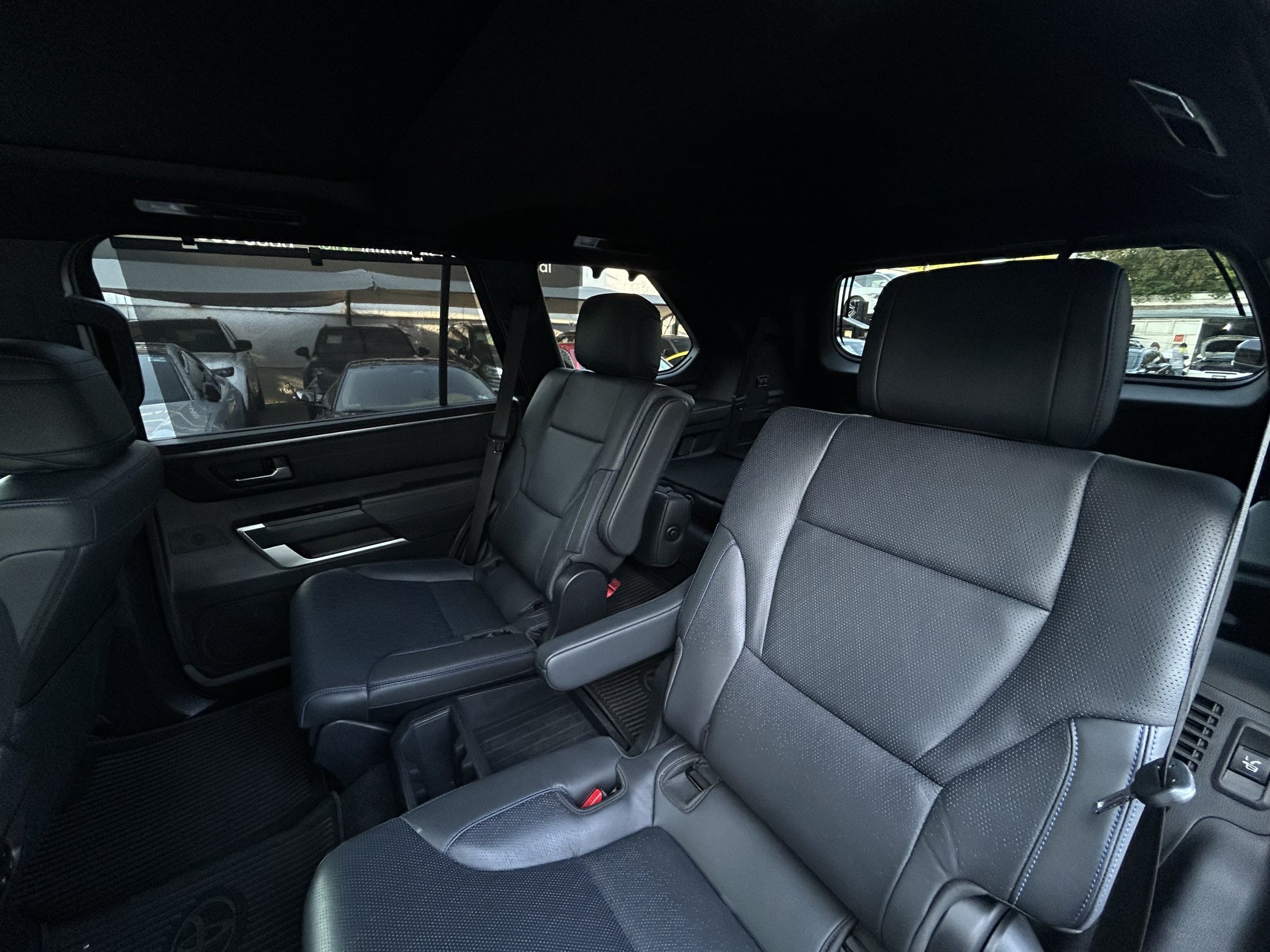 Toyota Sequoia