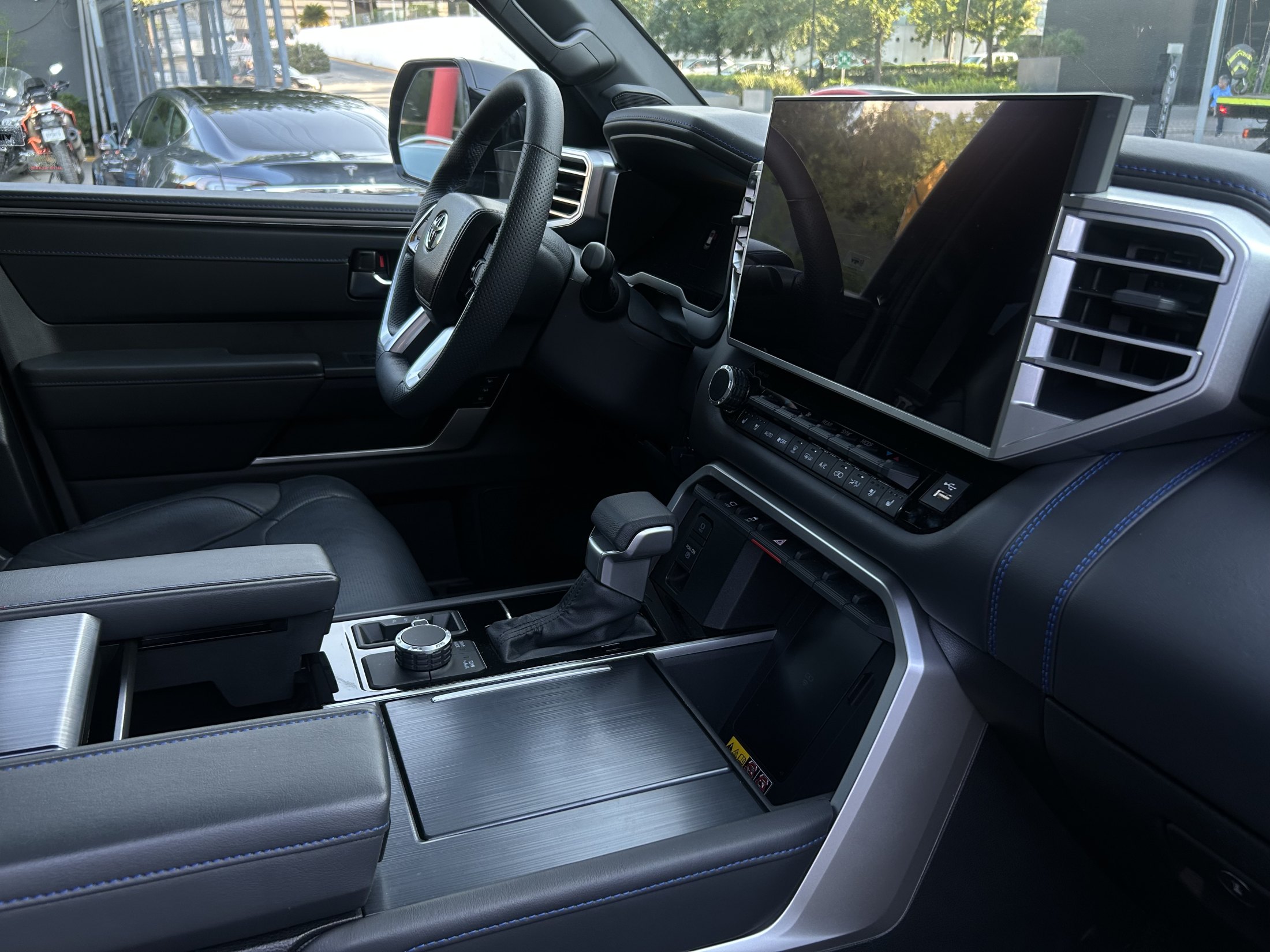Toyota Sequoia