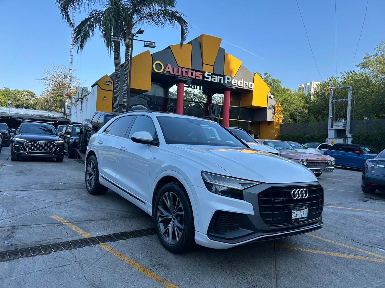 Audi Q8 S Line
