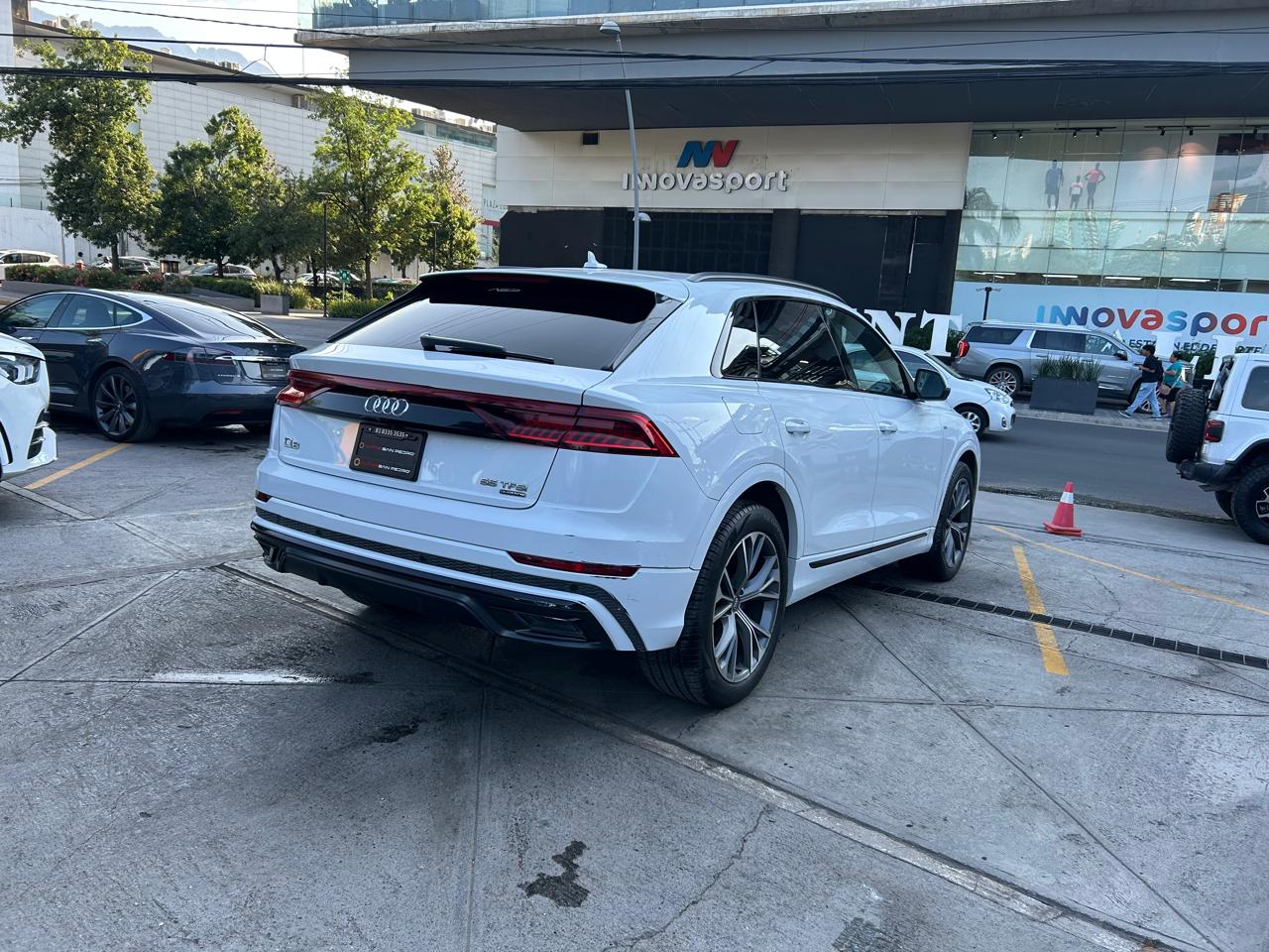 Audi Q8 S Line