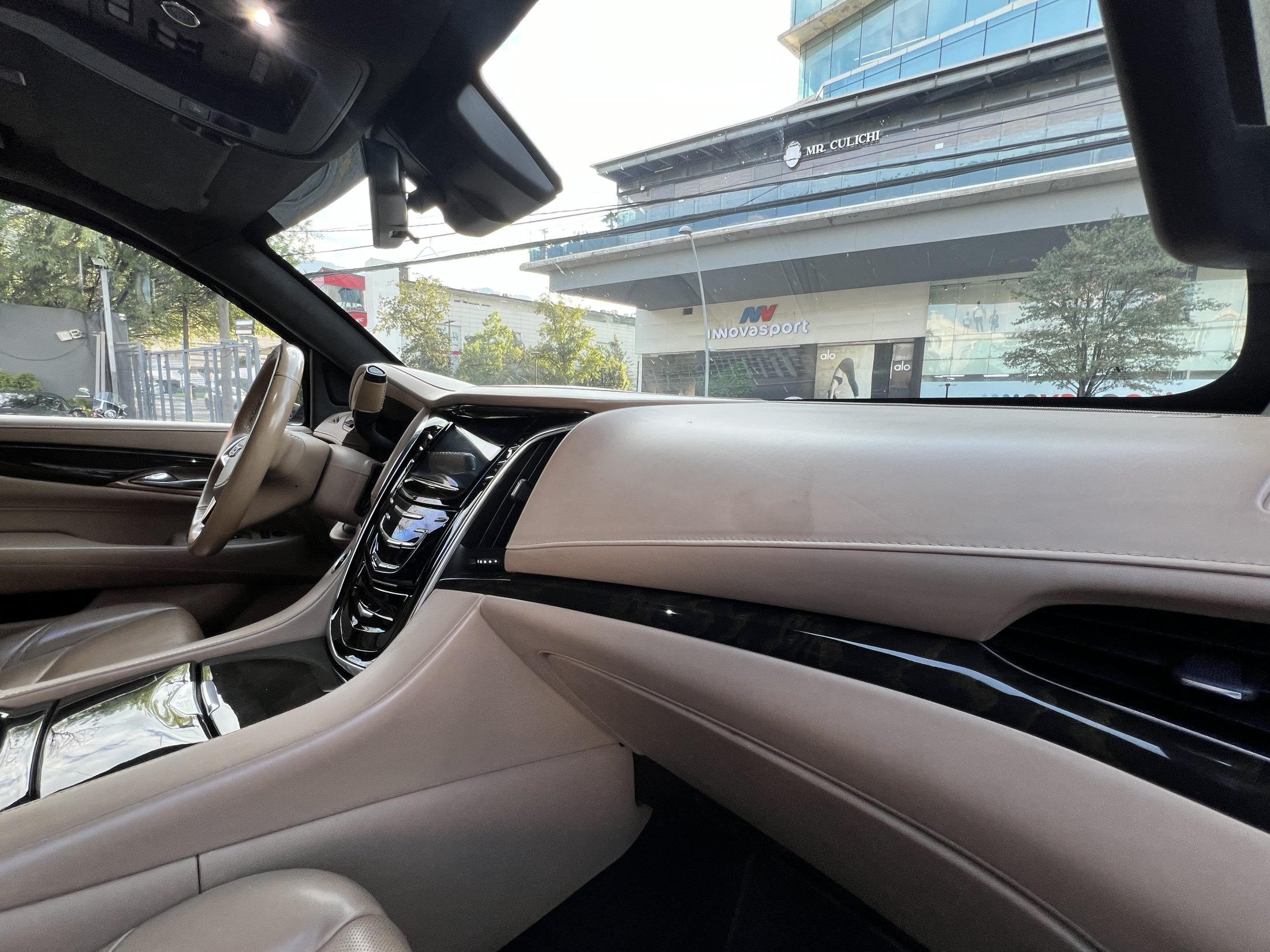 Cadillac Escalade Platinum