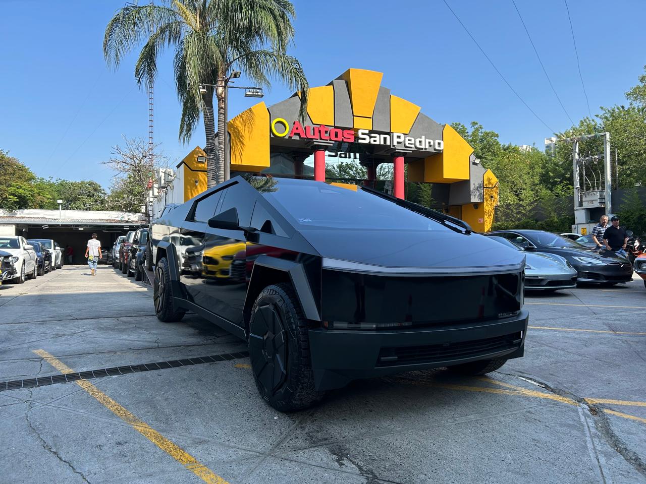 Tesla Cybertruck Electrico