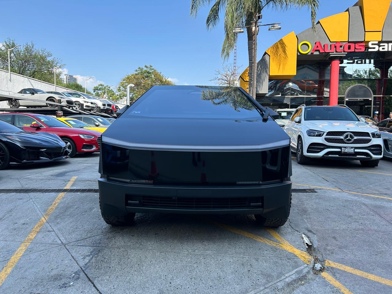 Tesla Cybertruck Electrico