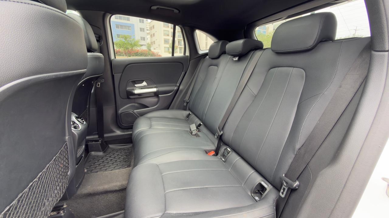 MERCEDES BENZ GLA 200 PROGRESSIVE 2023