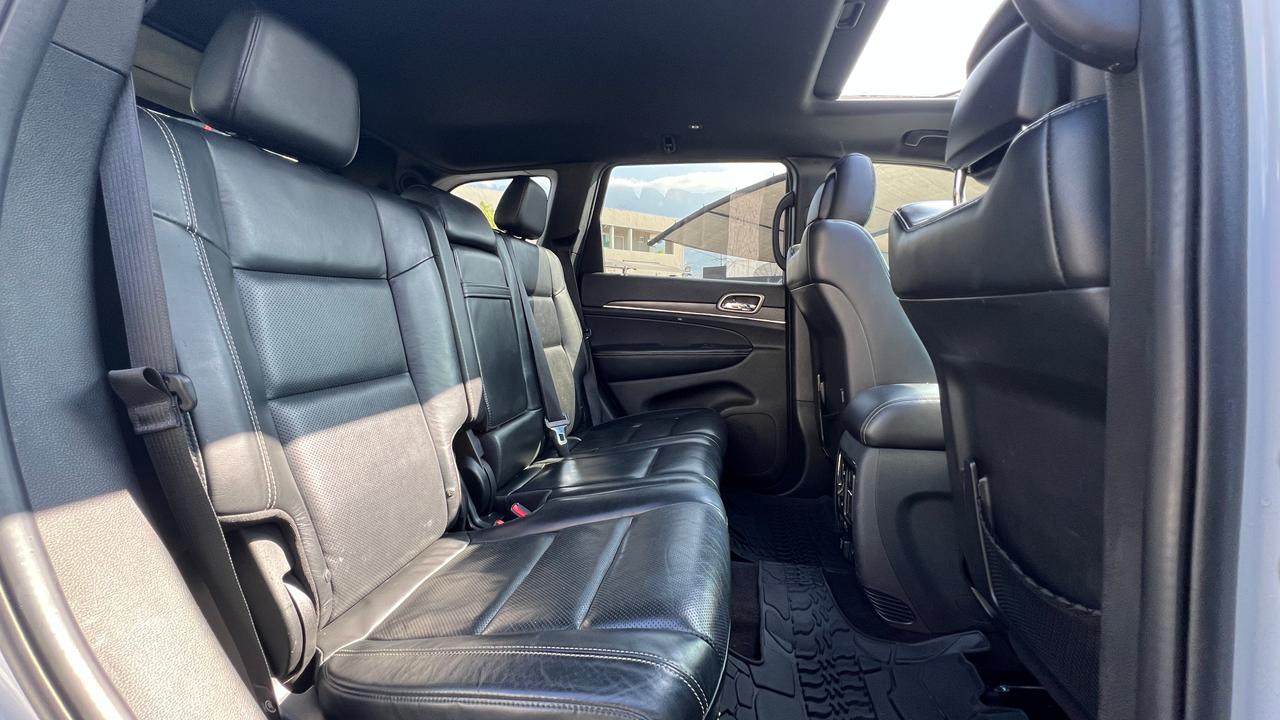JEEP GRAND CHEROKEE LIMITED LUJO V8 4X4 2016