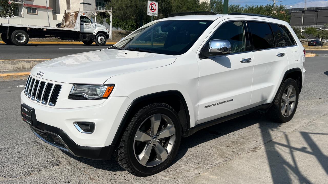 JEEP GRAND CHEROKEE LIMITED LUJO V8 4X4 2016