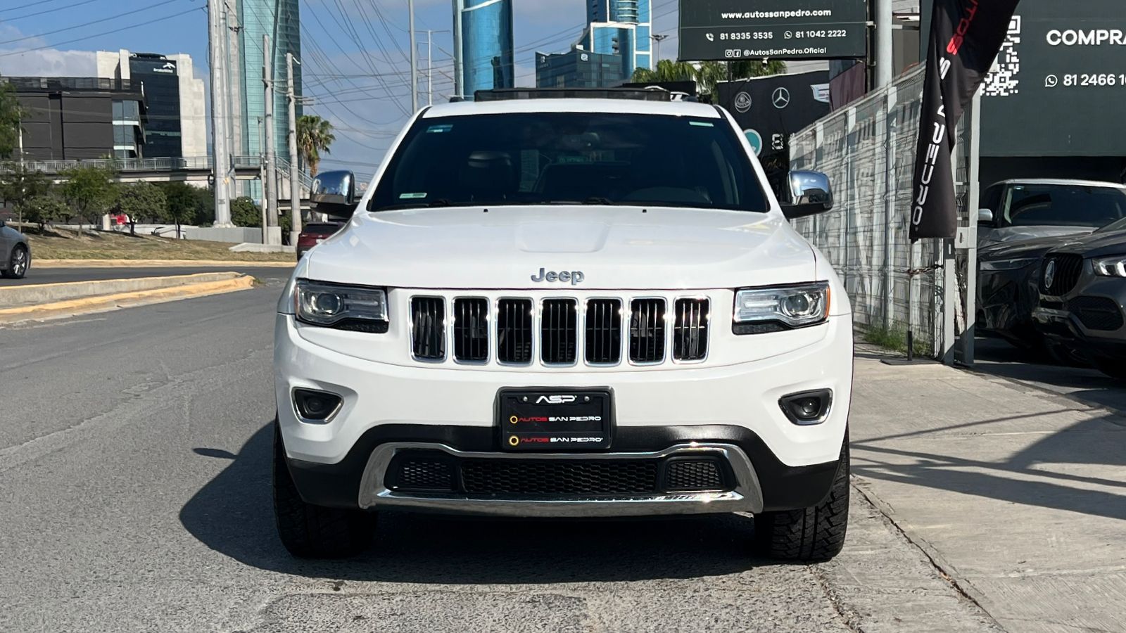 JEEP GRAND CHEROKEE LIMITED LUJO V8 4X4 2016
