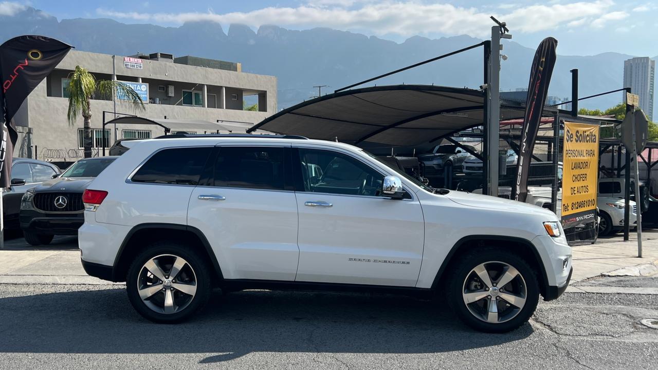JEEP GRAND CHEROKEE LIMITED LUJO V8 4X4 2016