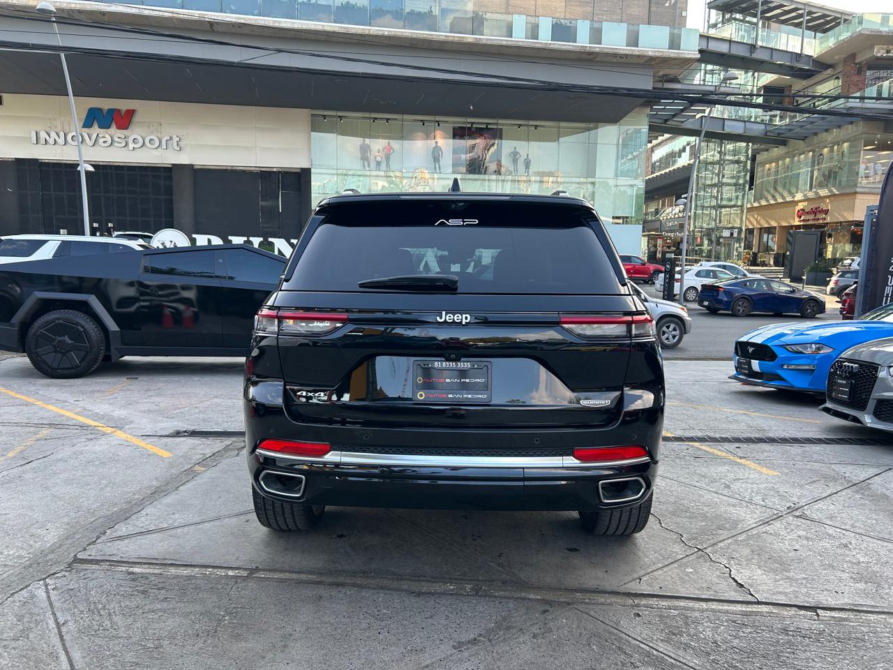 JEEP GRAND CHEROKEE 4X4 SUMMIT
