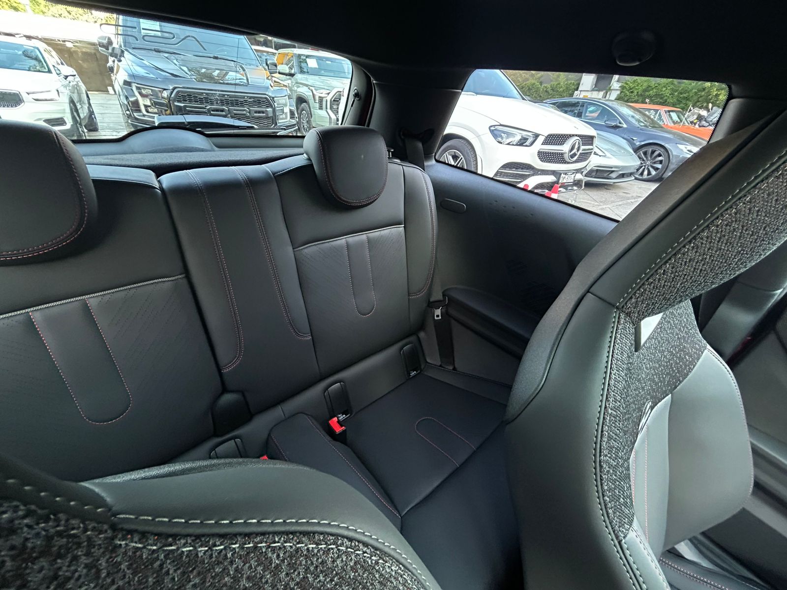 MINI COOPER JOHN COOPER WORKS