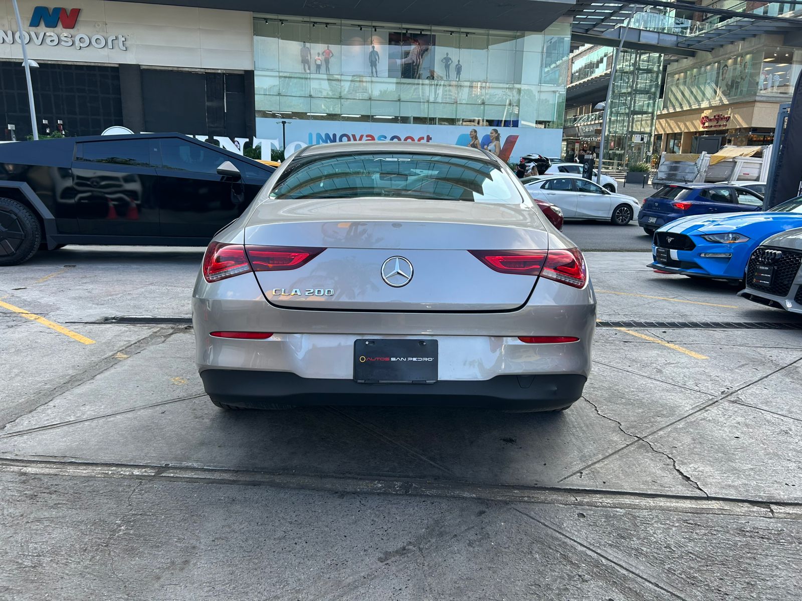 MERCEDES BENZ CLA 200 COMFORT