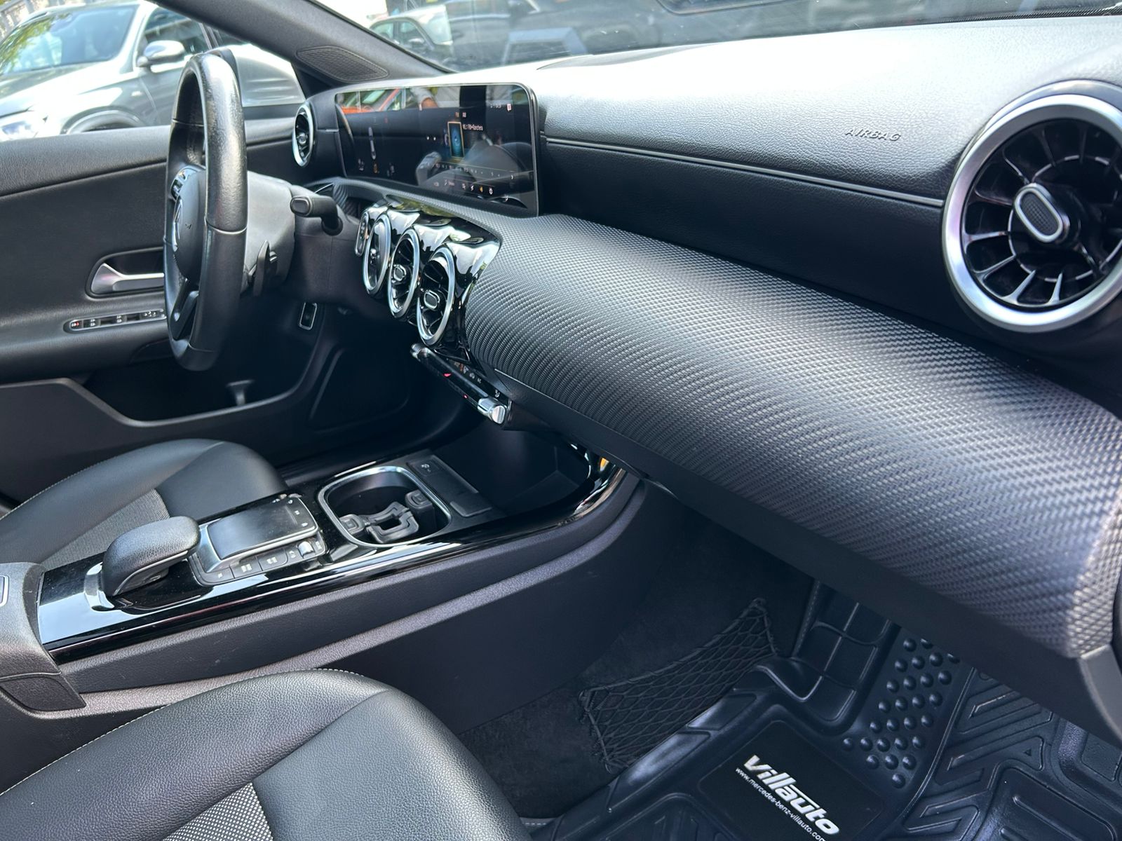 MERCEDES BENZ CLA 200 COMFORT