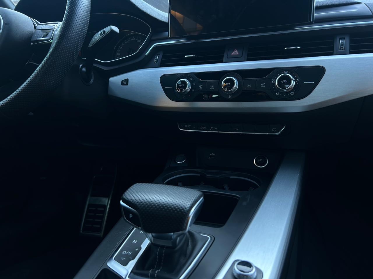 Audi A5 40 TSFI SLine STronic