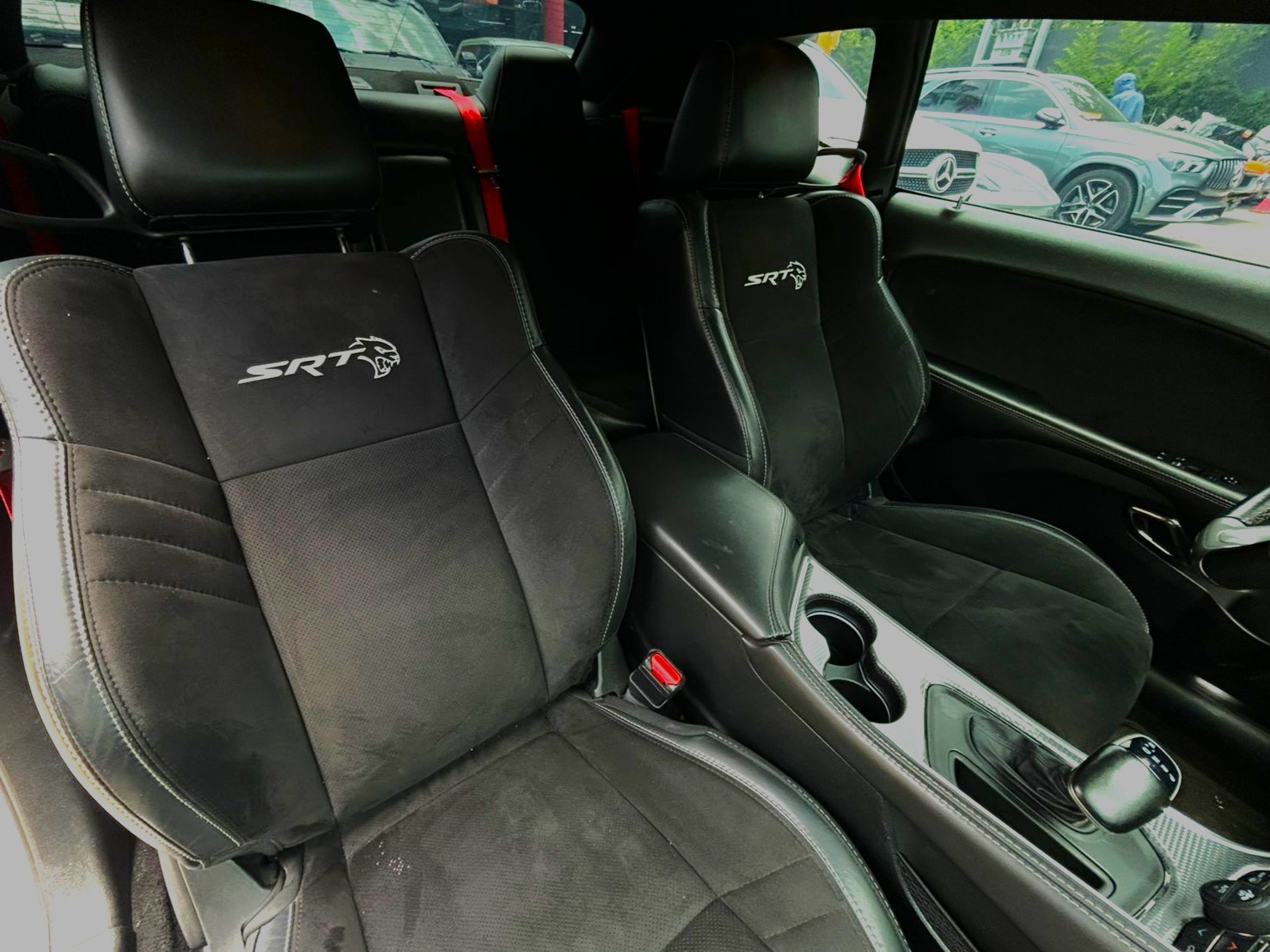 Dodge Challenger SRT Hellcat