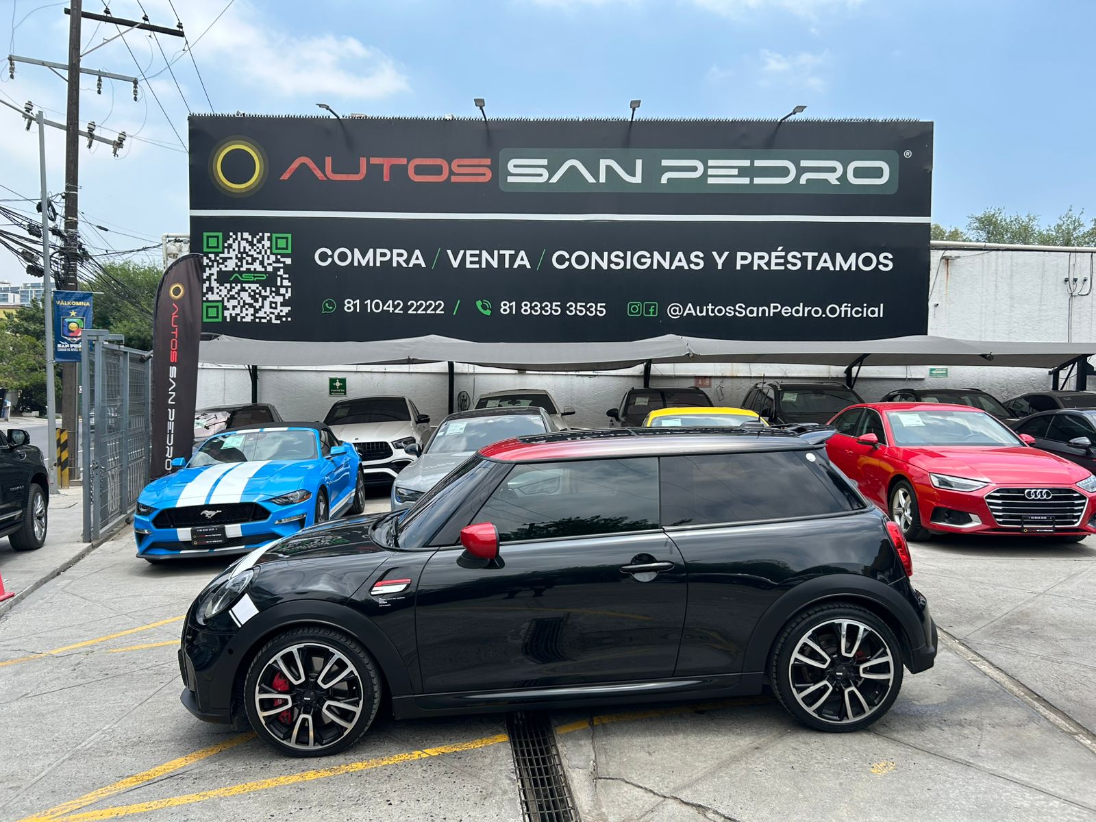MINI Cooper John Cooper Works Pat Moss Edition