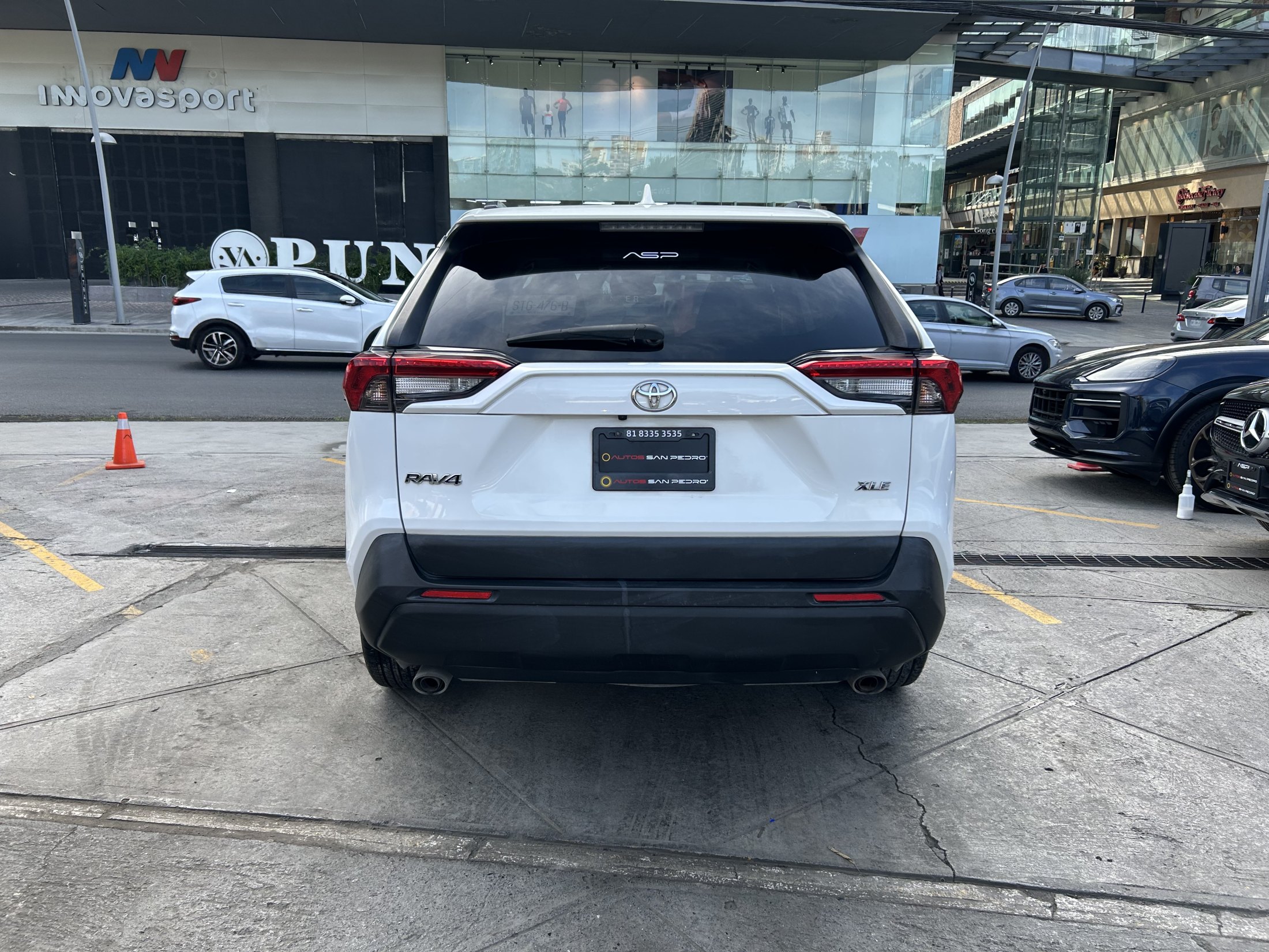 Toyota RAV4 XLE FDW