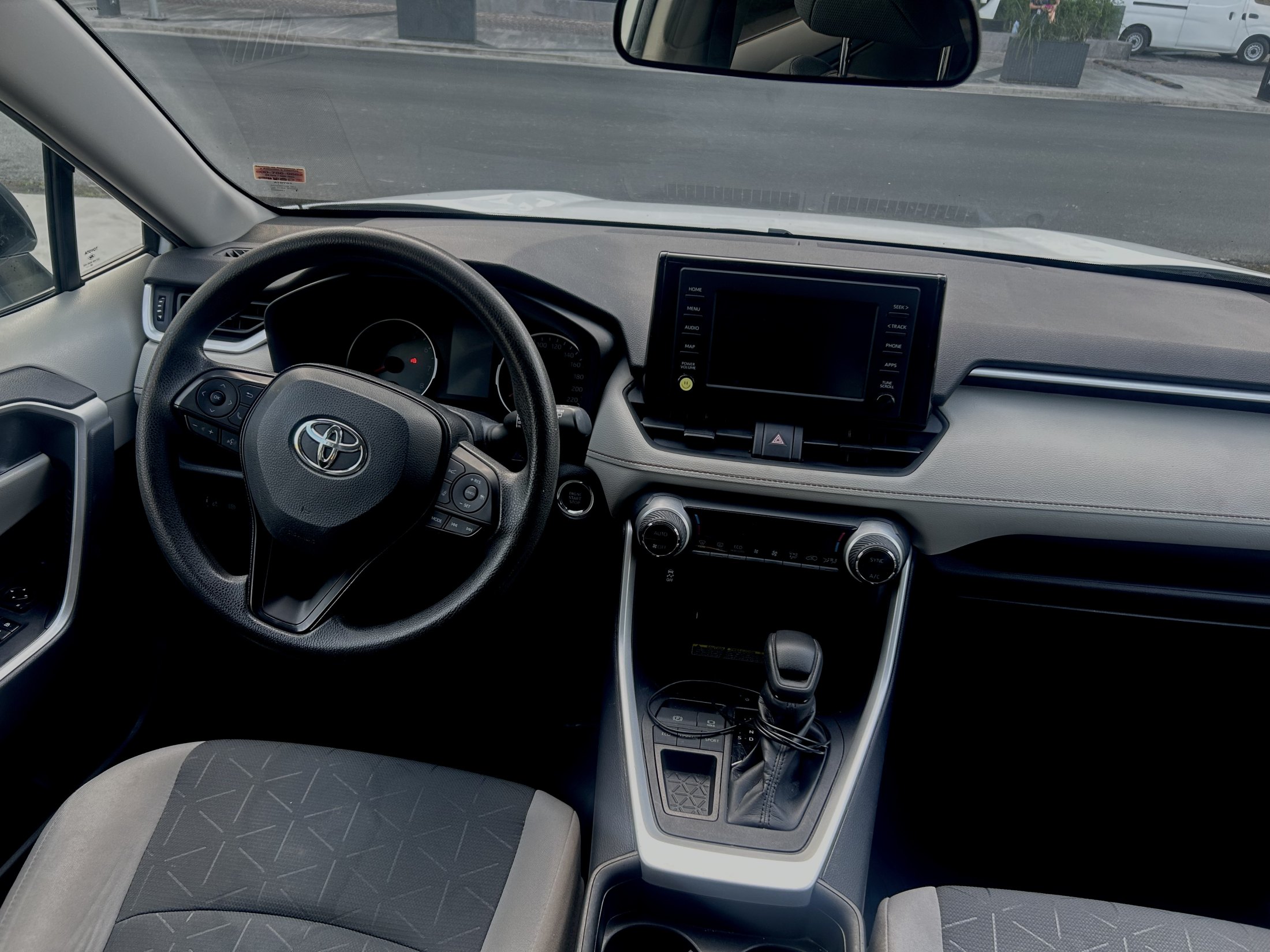 Toyota RAV4 XLE FDW