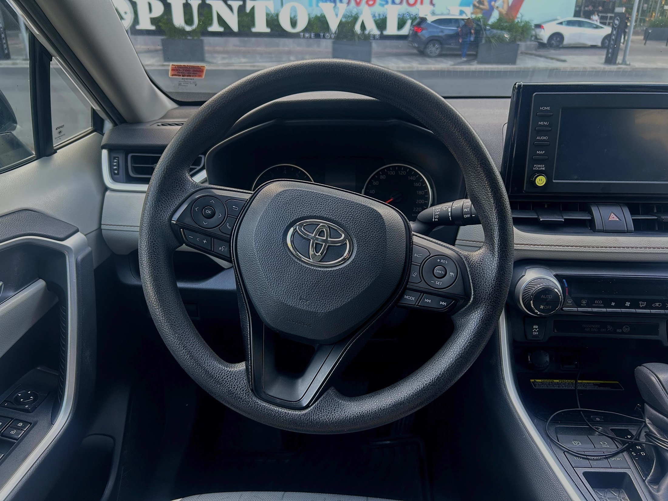 Toyota RAV4 XLE FDW