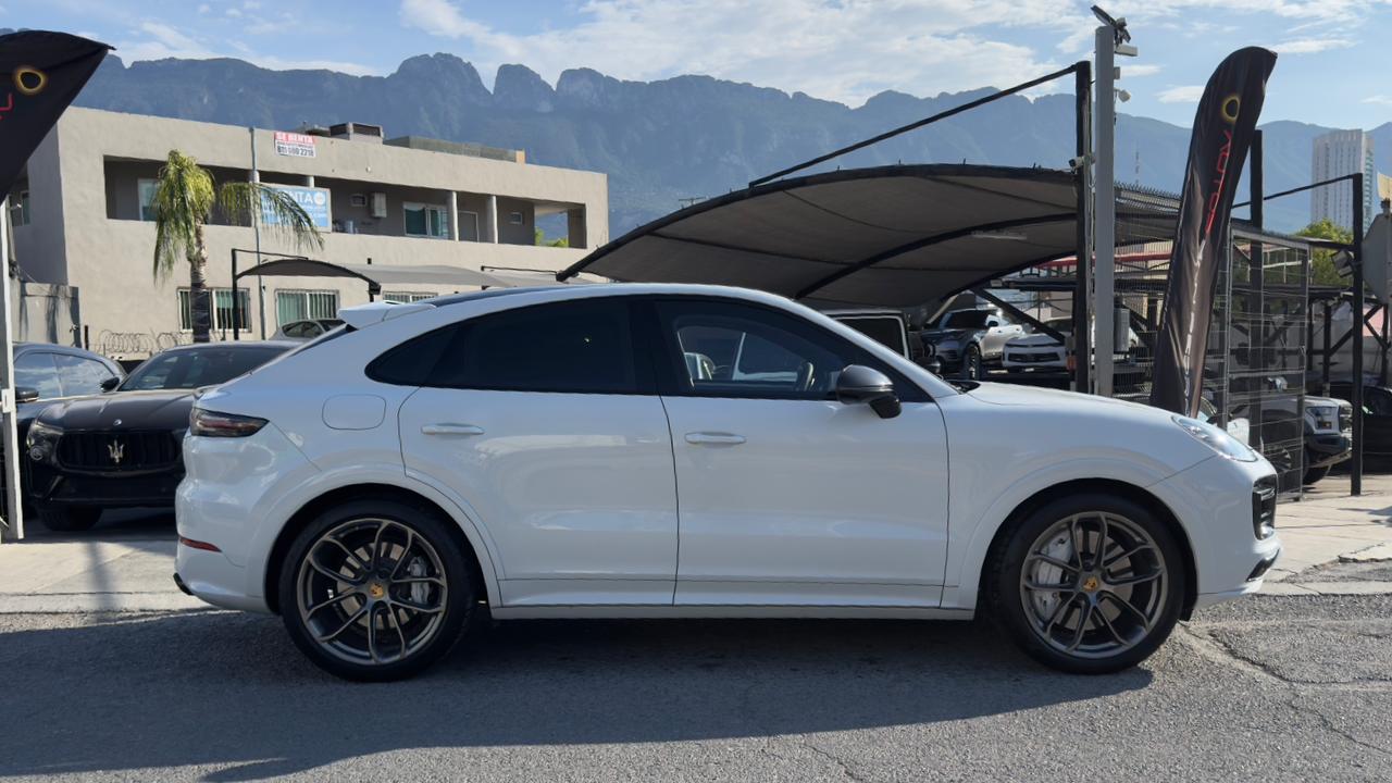 PORSCHE CAYENNE TURBO COUPE BLINDADA IV PLUS 2020
