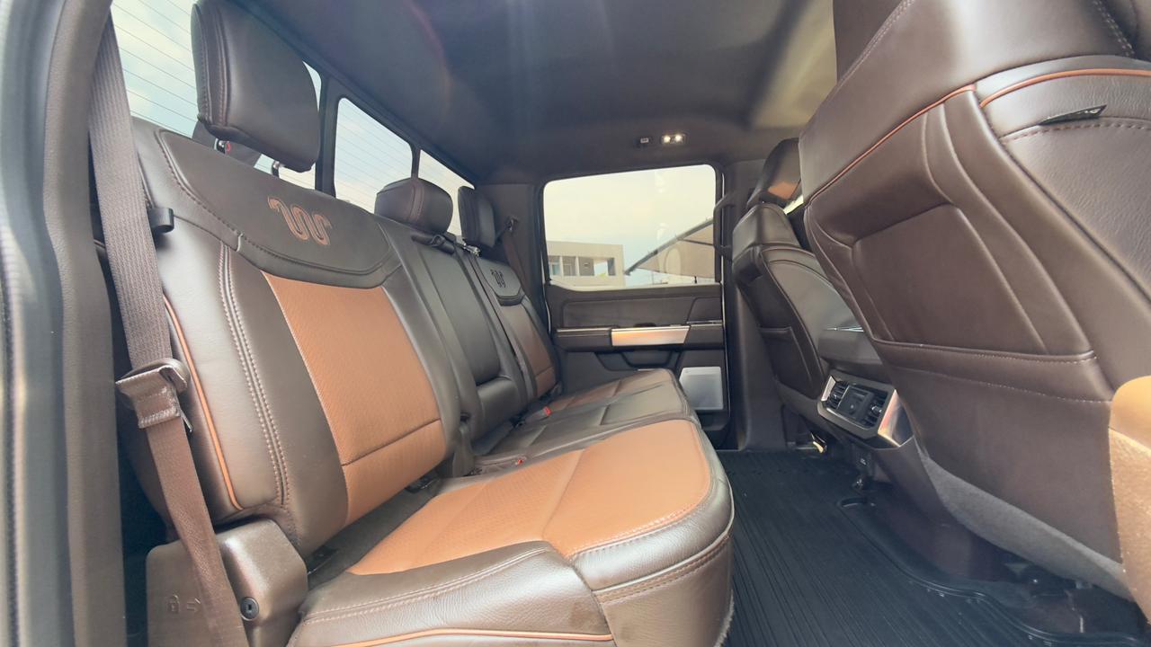 FORD SUPER DUTY KING RANCH 2023