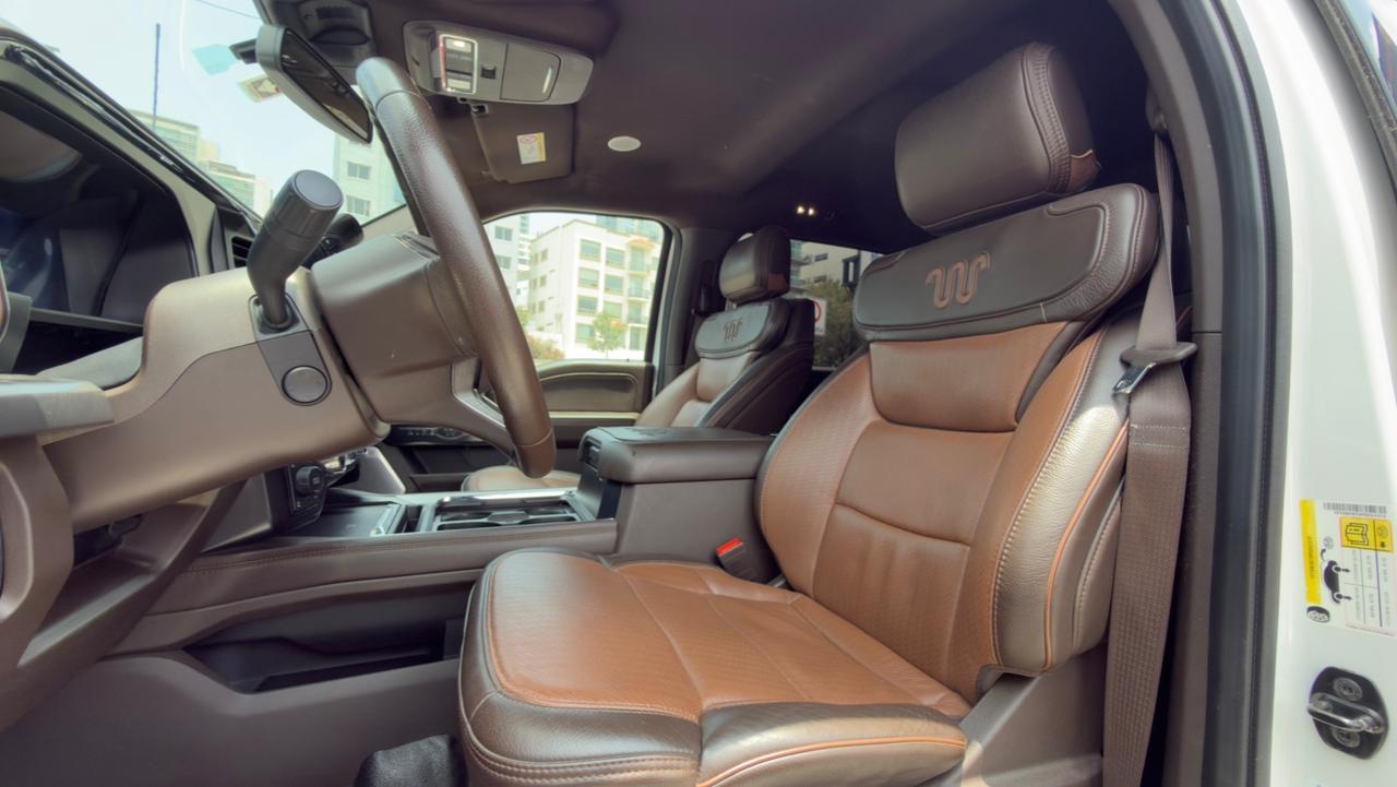FORD SUPER DUTY KING RANCH 2023
