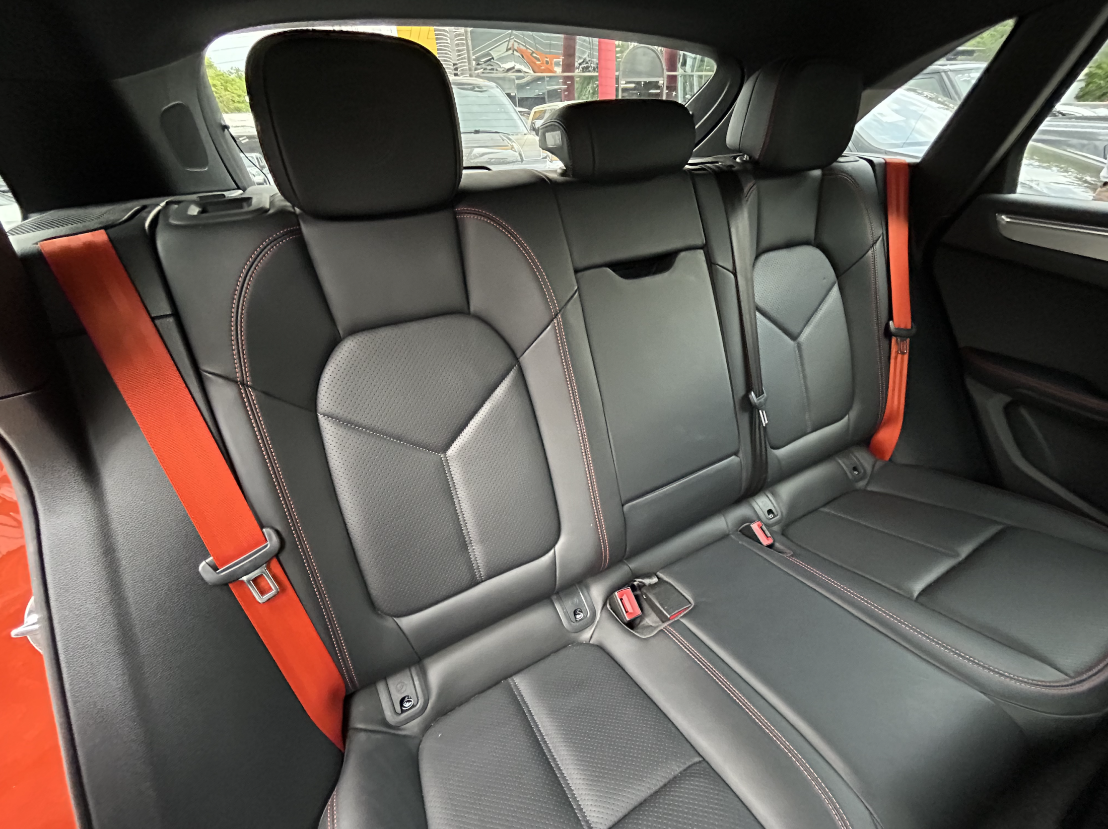 Porsche Macan S
