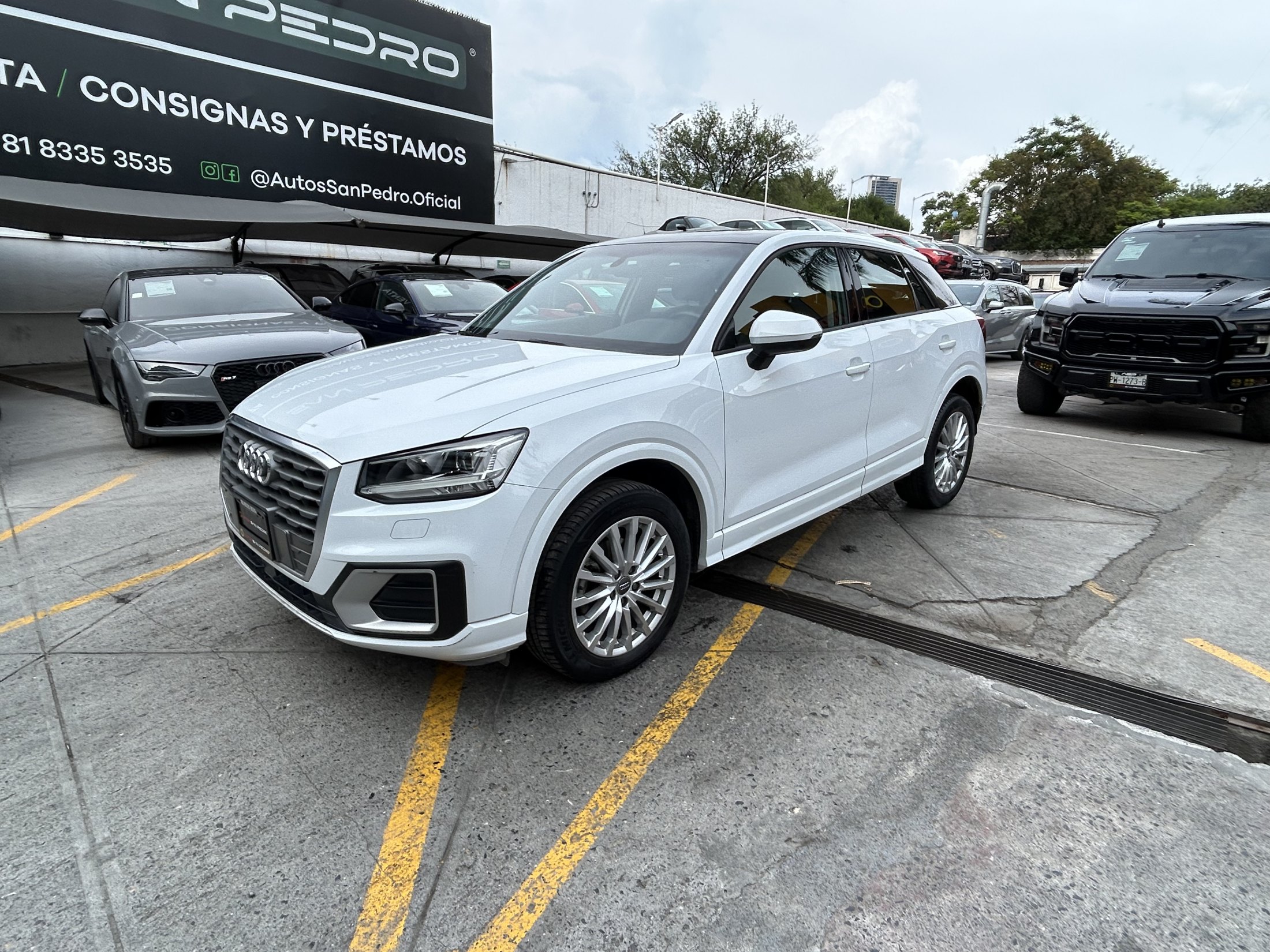 Audi Q2 Select