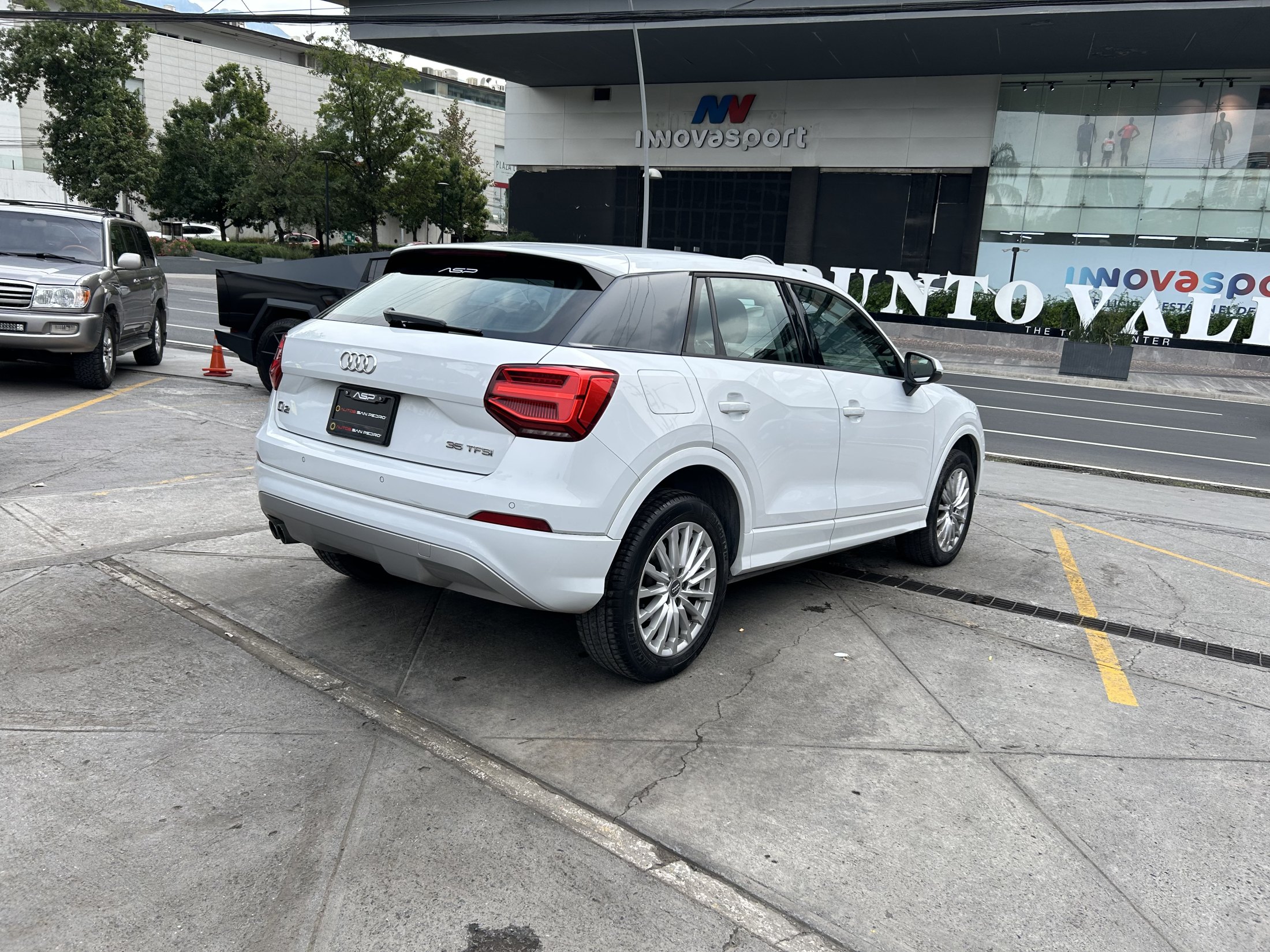Audi Q2 Select