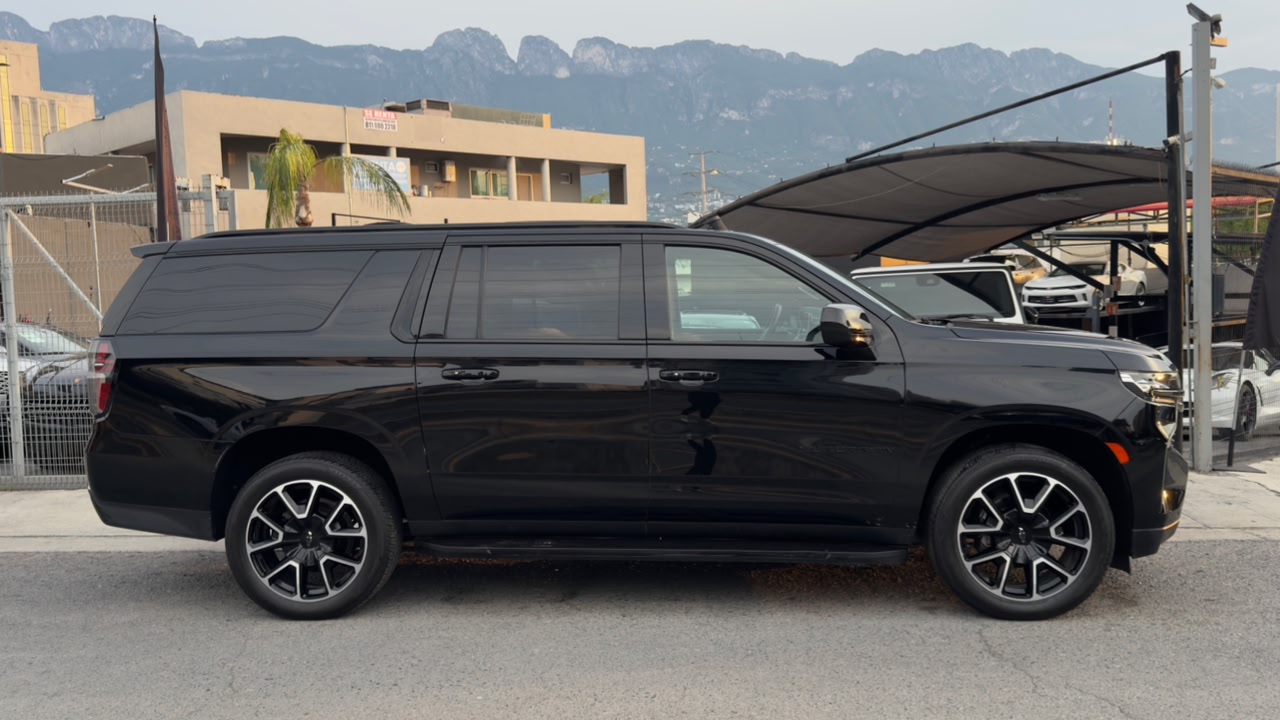 CHEVROLET SUBURBAN RST 2022