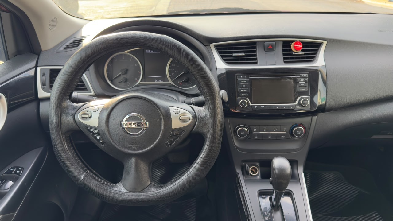 NISSAN SENTRA ADVANCE 2017