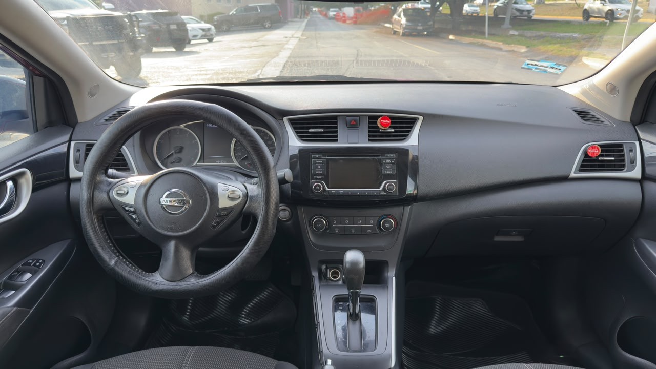 NISSAN SENTRA ADVANCE 2017