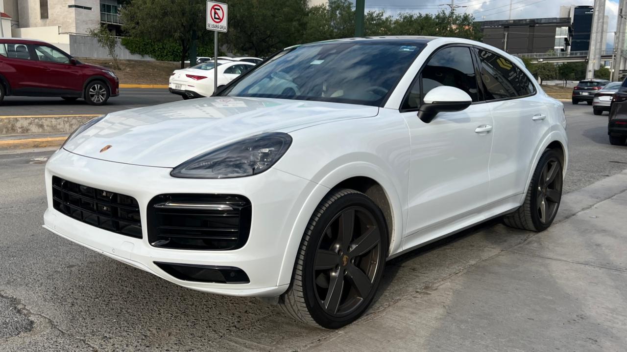 PORSCHE CAYENNE COUPE 2023