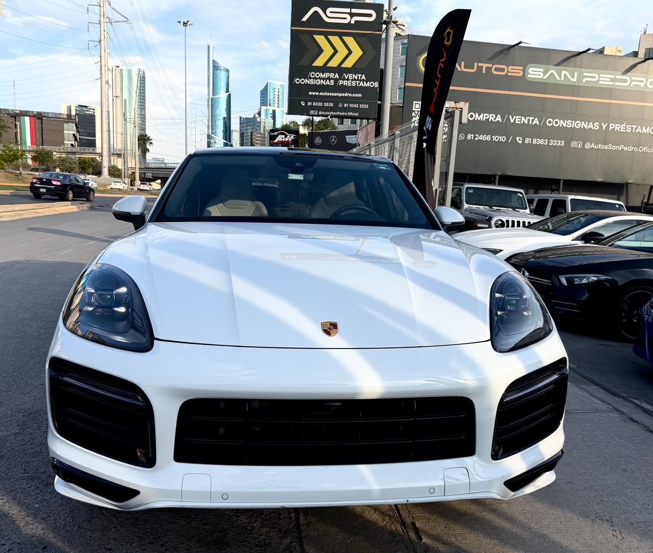PORSCHE CAYENNE COUPE 2023
