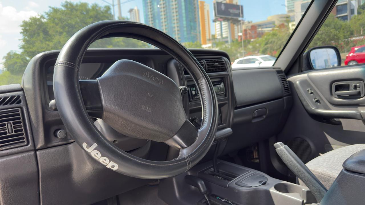 JEEP CHEROKEE 2000