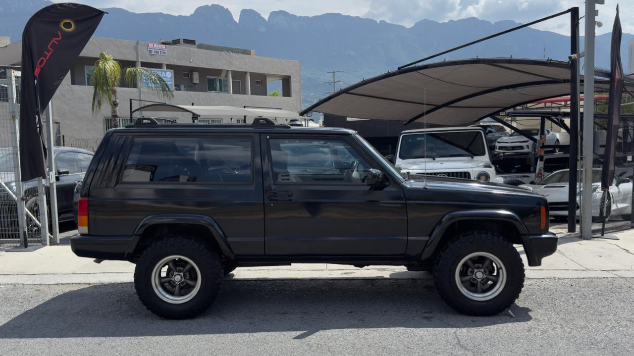 JEEP CHEROKEE 2000