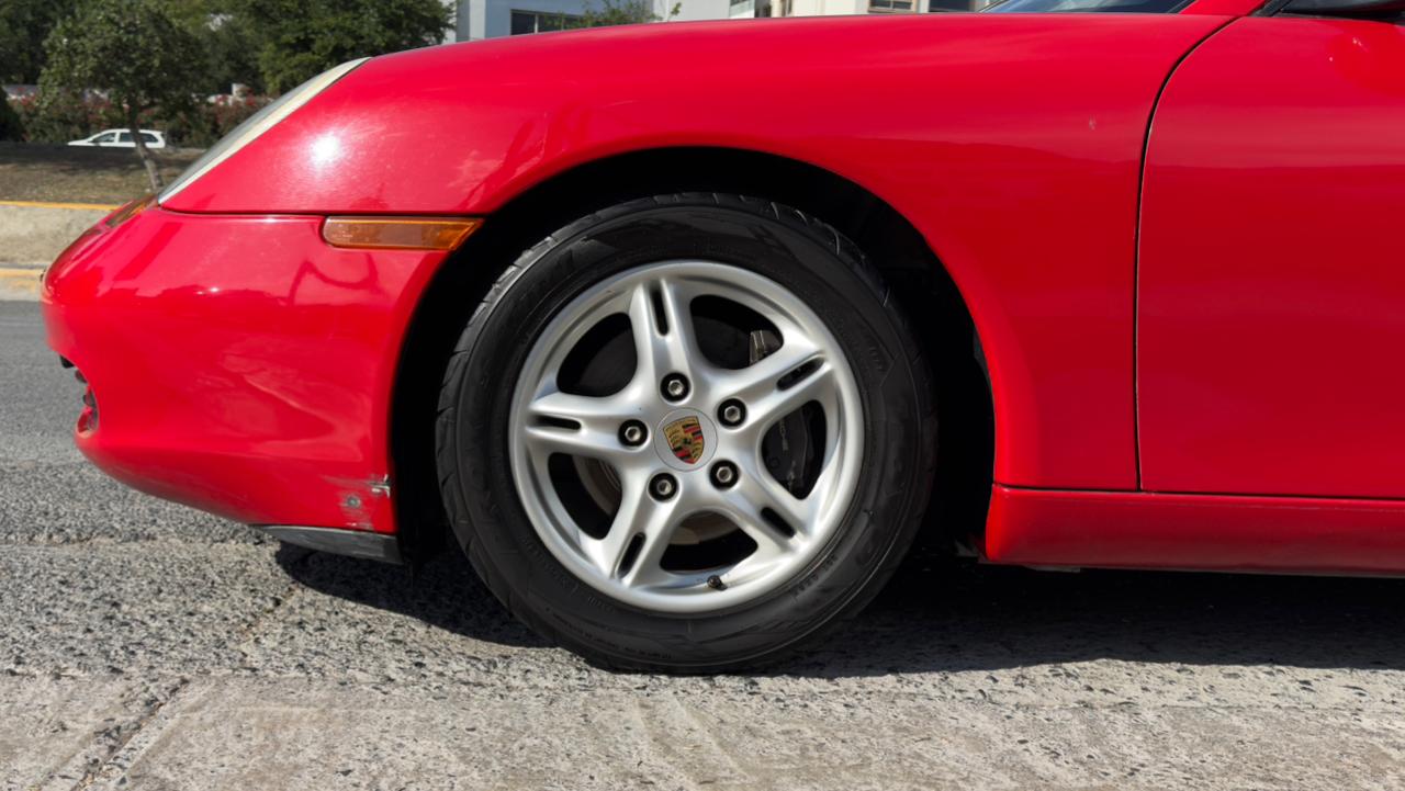 PORSCHE BOXSTER CABRIOLET 2001