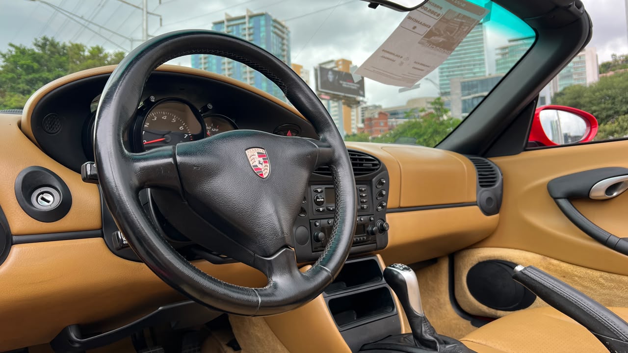 PORSCHE BOXSTER CABRIOLET 2001