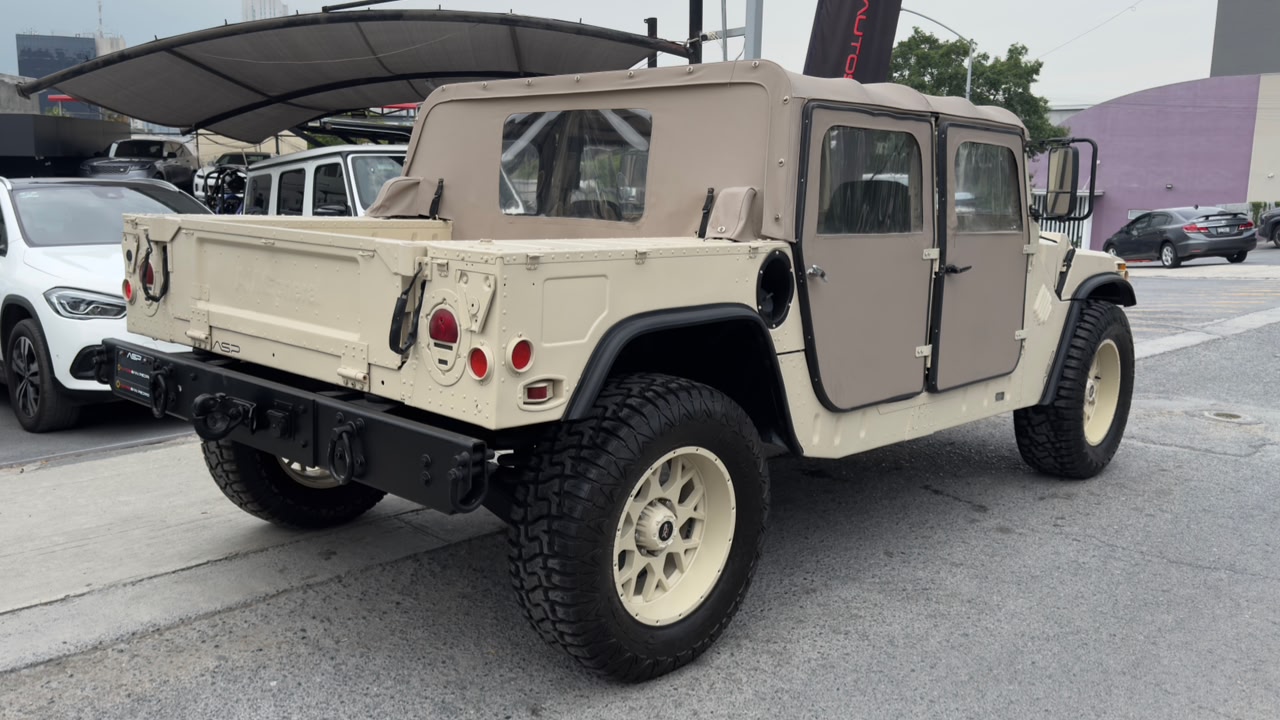 HUMMER H1 2006