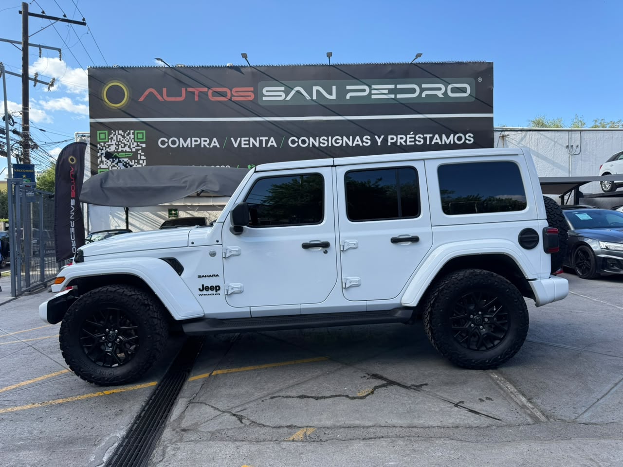 WRANGLER SAHARA UNLIMITED 4X4