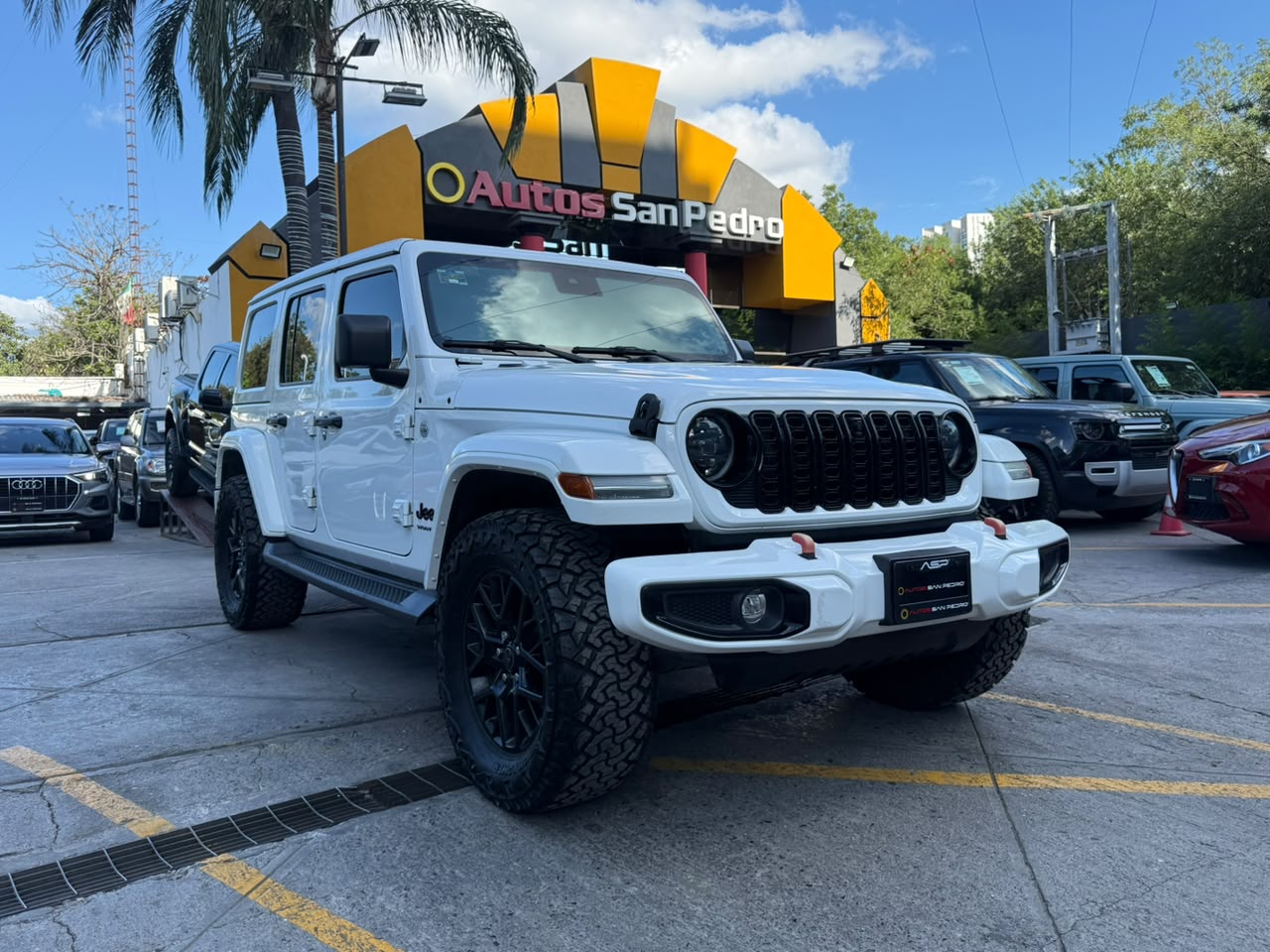 WRANGLER SAHARA UNLIMITED 4X4