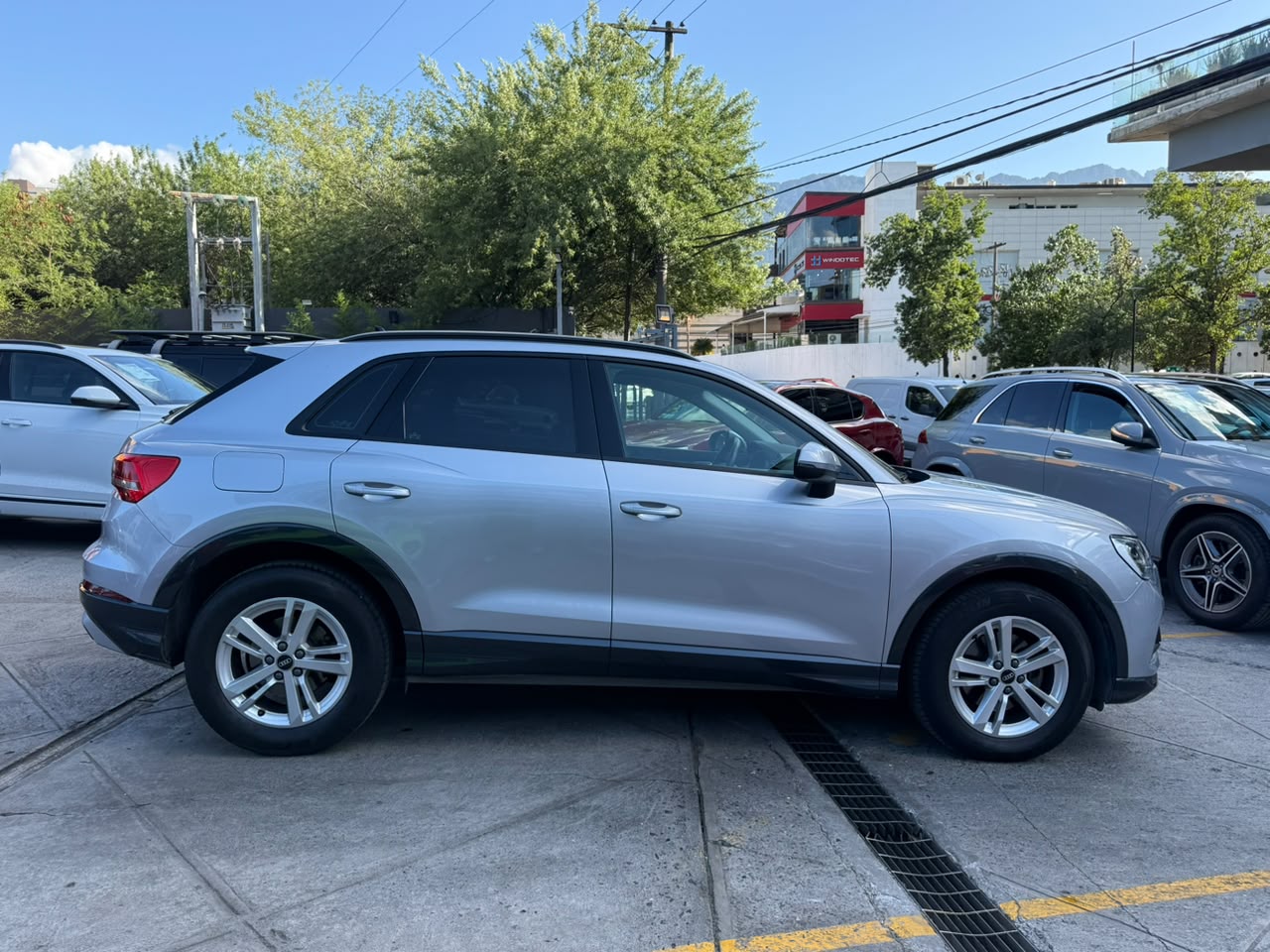 Q3 DYNAMIC