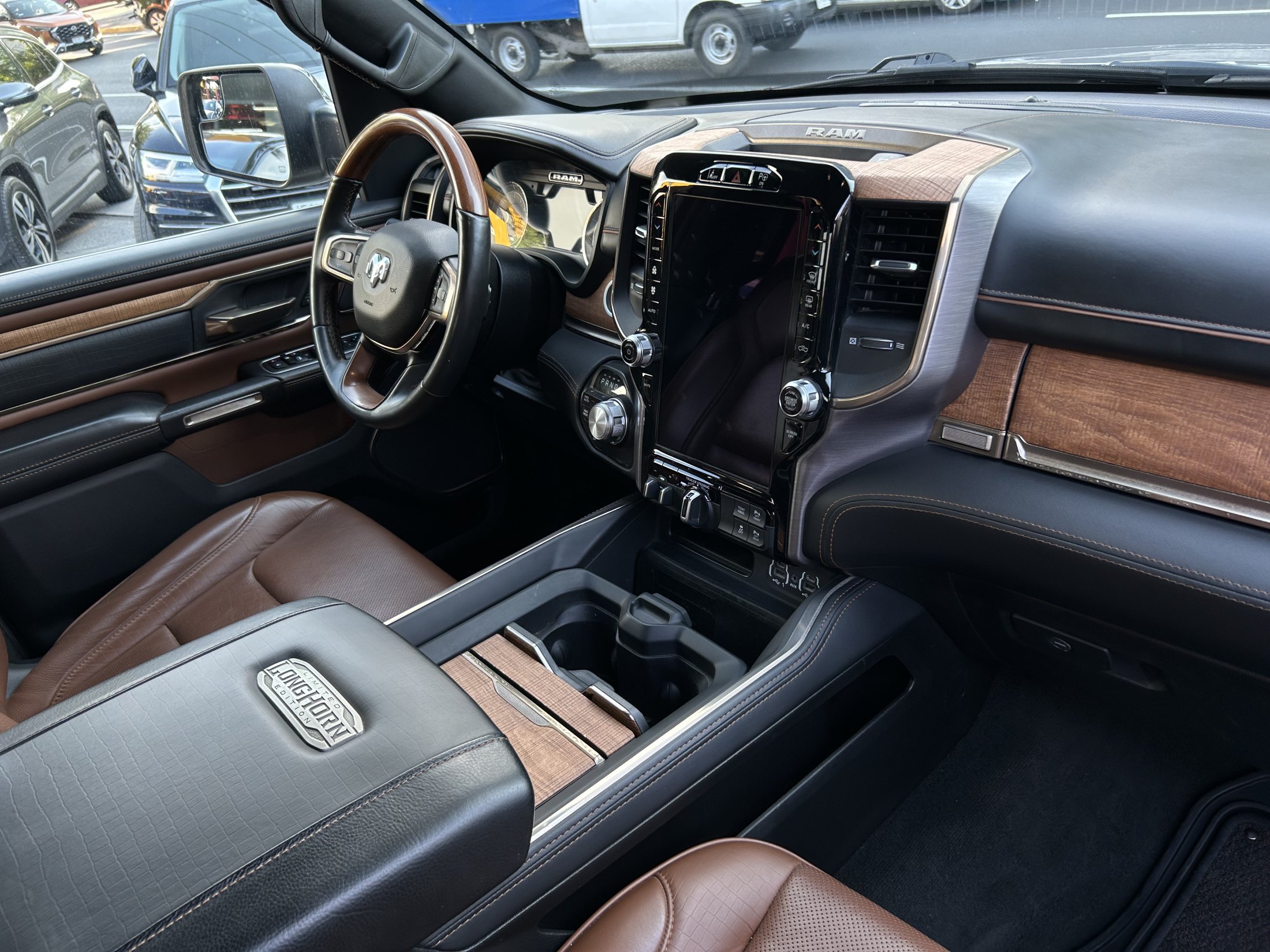 RAM 1500 MILD HYBRID LONGHORN