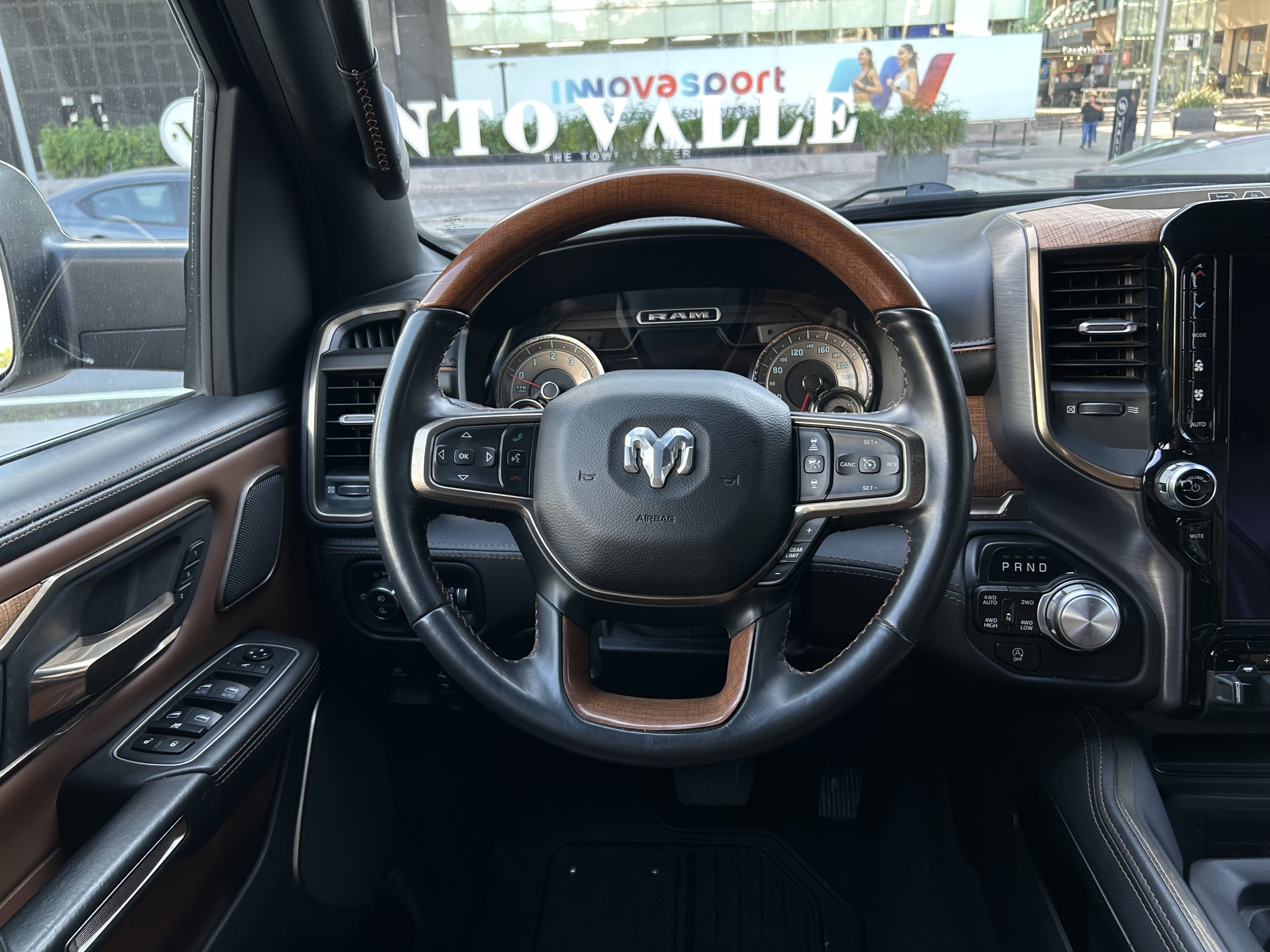 RAM 1500 MILD HYBRID LONGHORN