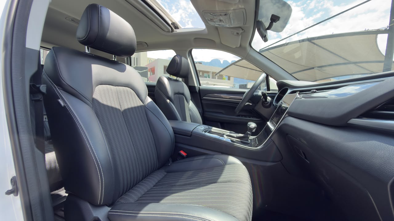 DODGE JOURNEY SXT 2023