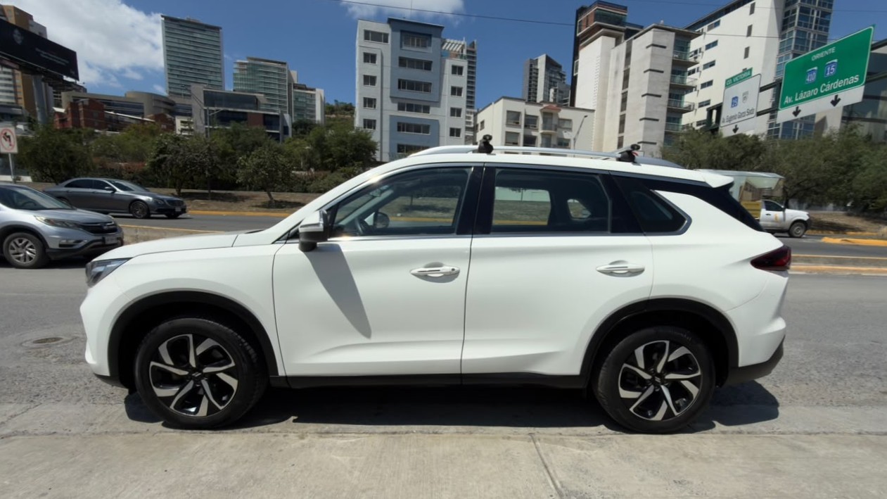 DODGE JOURNEY SXT 2023