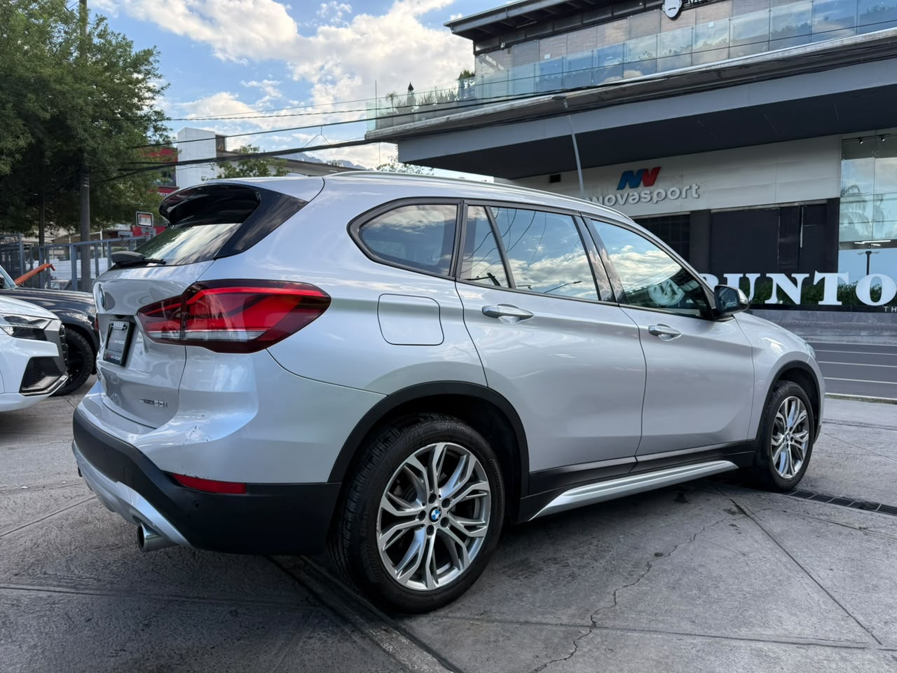 X1 SDRIVE 20i