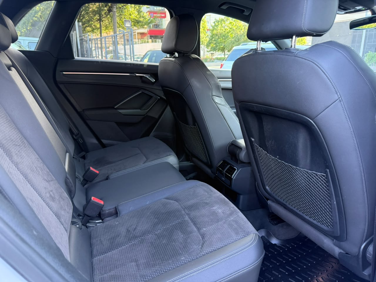 Q3 S TRONIC