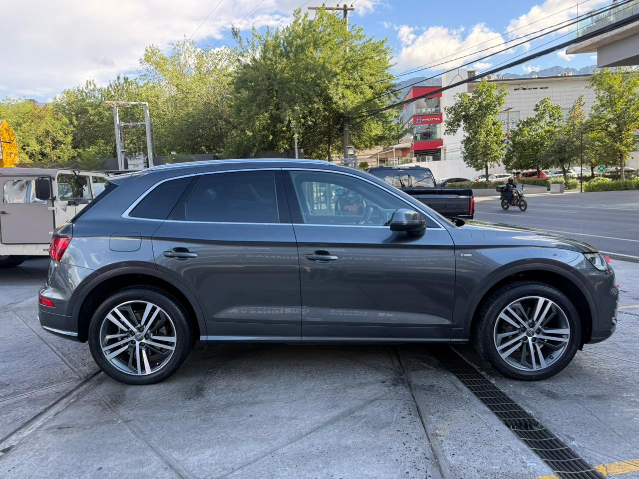 Q5 S LINE S TRONIC QUATTRO