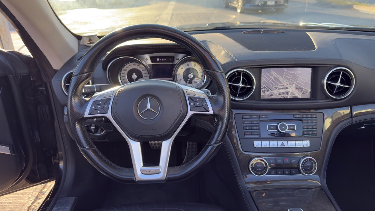 MERCEDES BENZ SL 500 2013